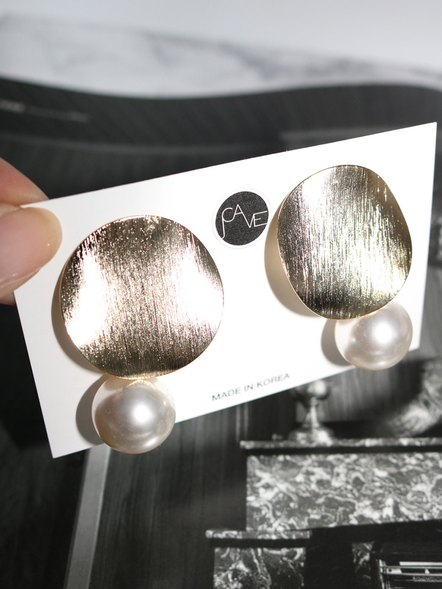 Metal Pearl Drop Bold Earrings Jay Cave Shopping M