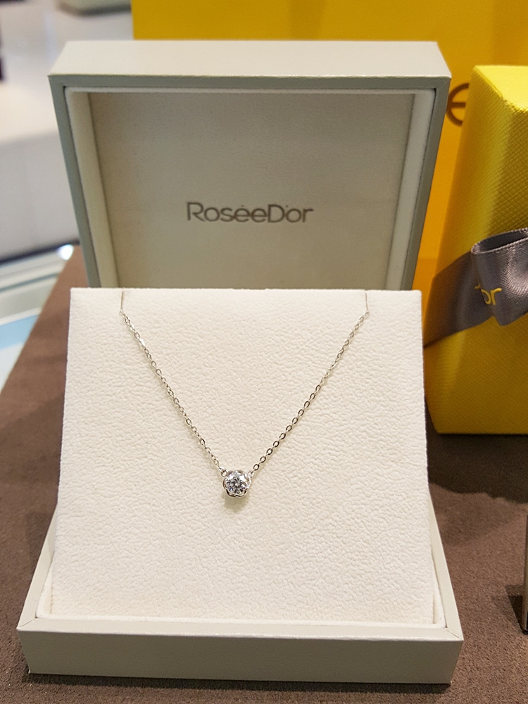 Golddude Rosette White Cubic Necklace-WNF2-B-0167-