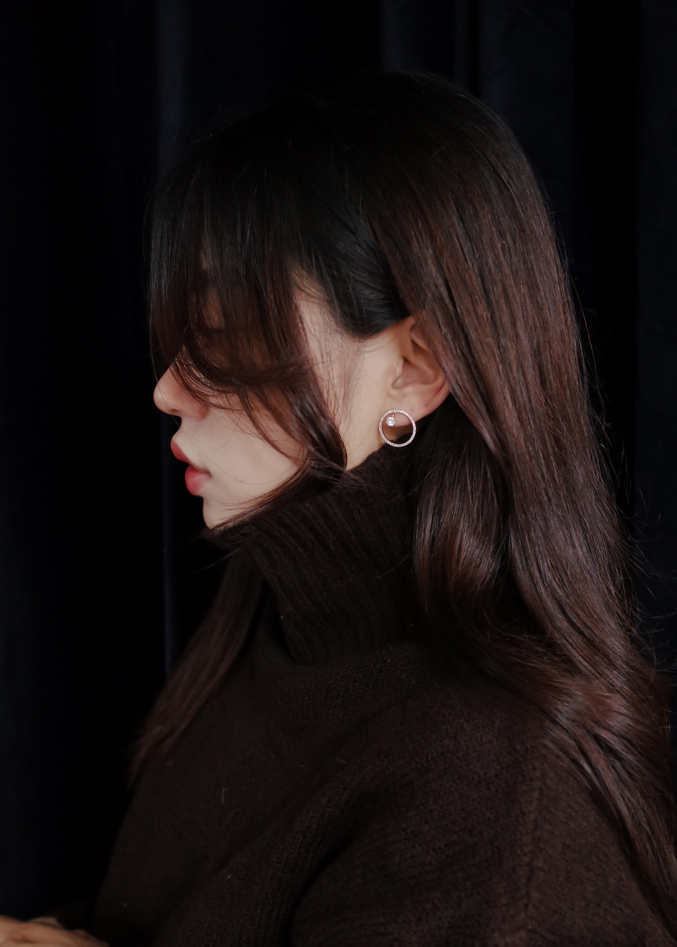 Middle Duck Cubic Modern Dense Round Silver Earrin