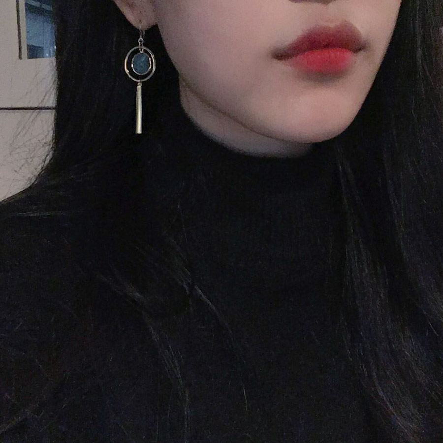 Dyna Light Neptune Drop Earrings Luxurious Silicon