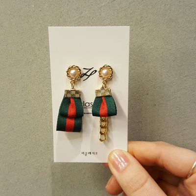 Guinness Ribbon Earrings with Mini Unisex Free Shi