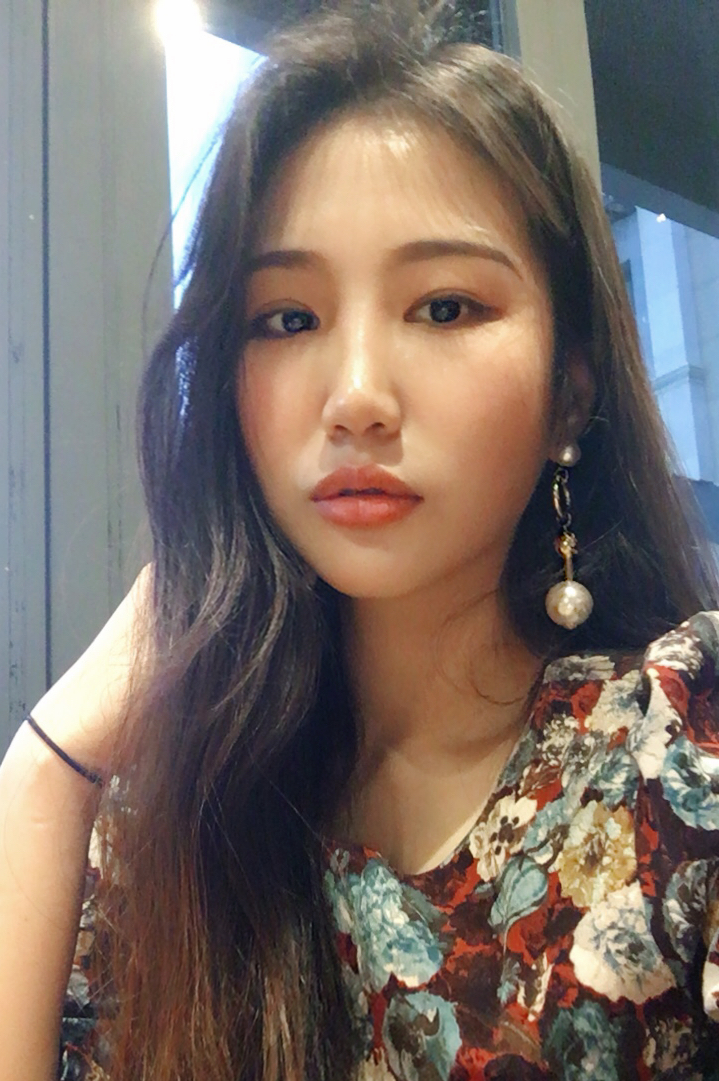 Antique gold pearl drop earring vintage earrings e