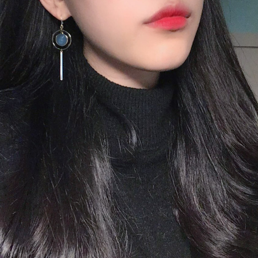 Dyna Light Neptune Drop Earrings Luxurious Silicon