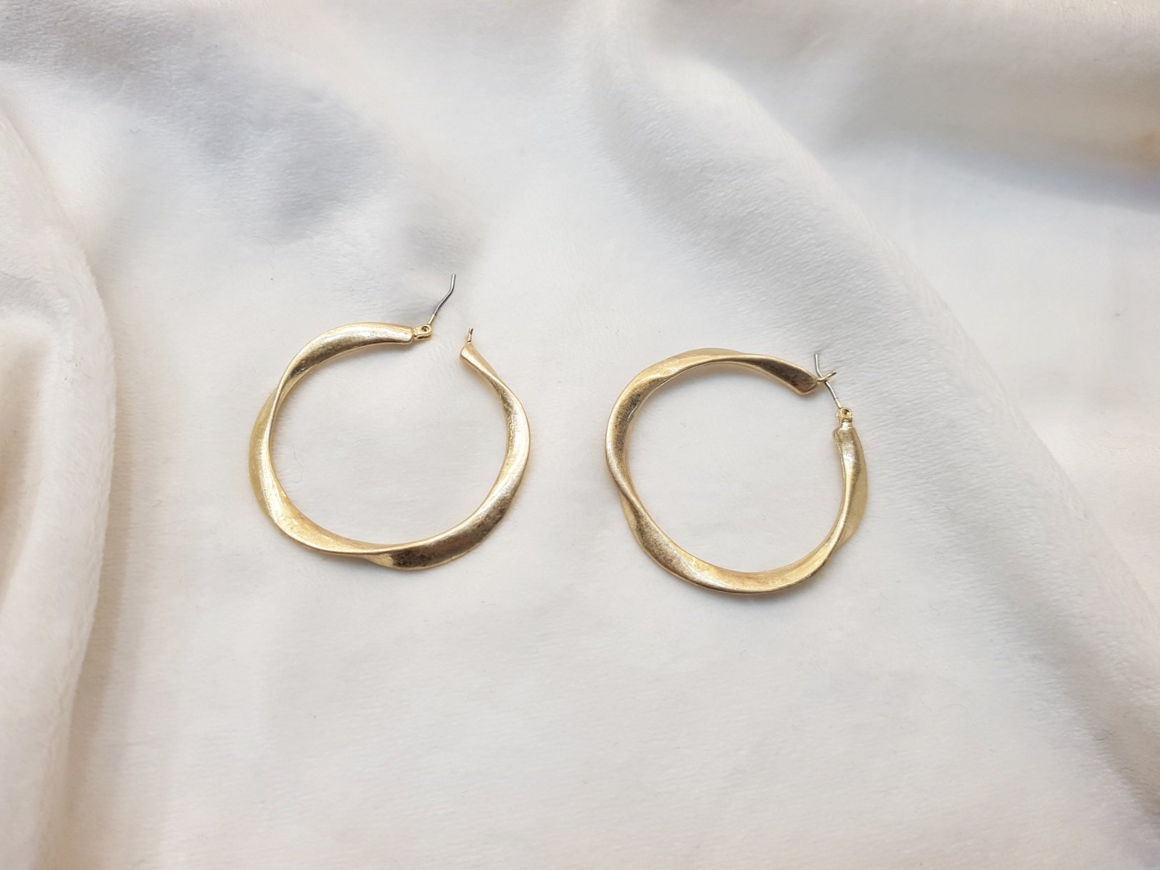 Gold Ring Earrings Fashion Jewelry Gentleman Class