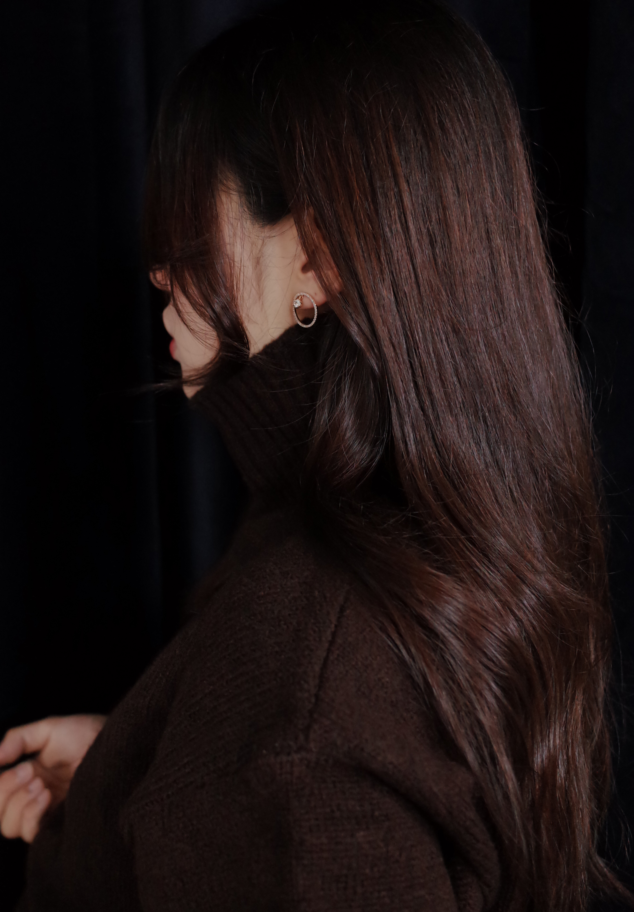 Middle Duck Cubic Modern Dense Round Silver Earrin