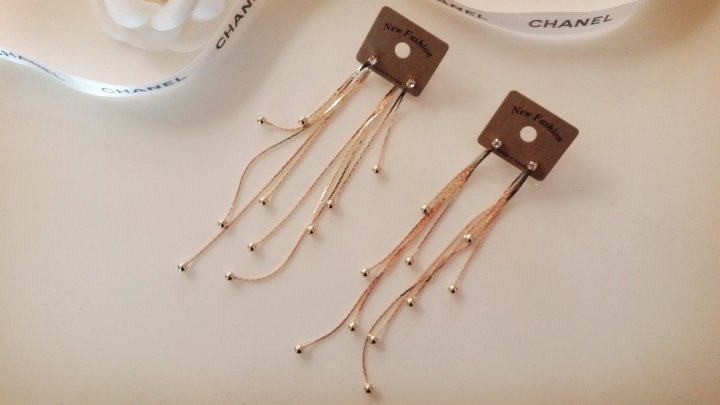 RARA. Celebrity Sponsors Gold Ball Drop Earrings L