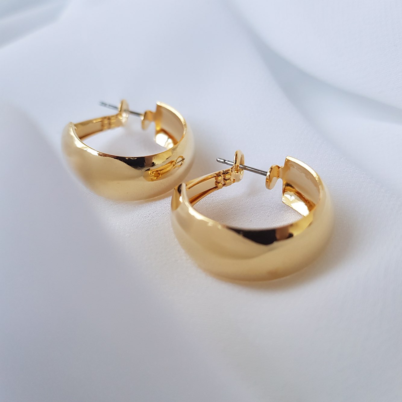 Simple Gold Daily Modern Earrings Charming Sique D