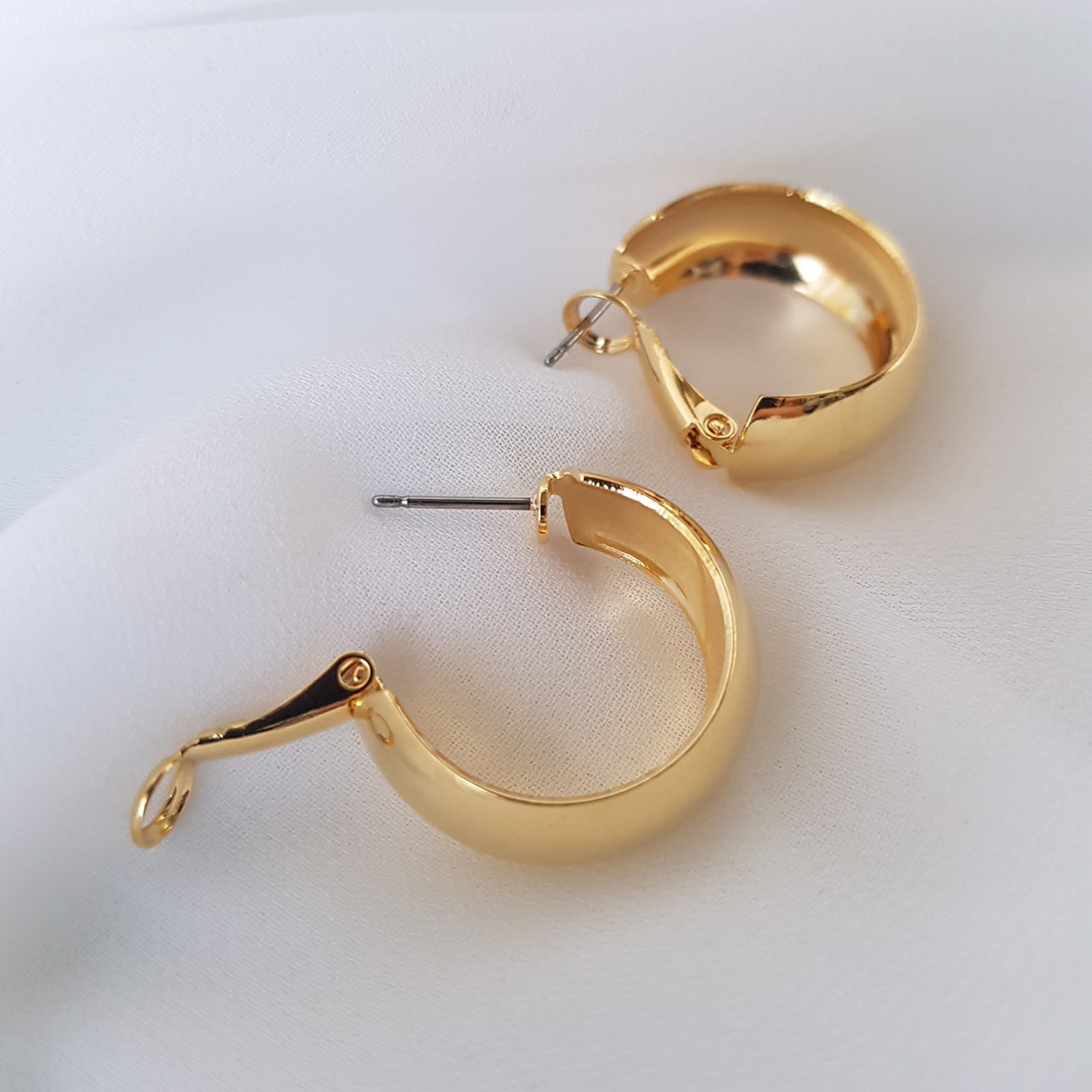 Simple Gold Daily Modern Earrings Charming Sique D