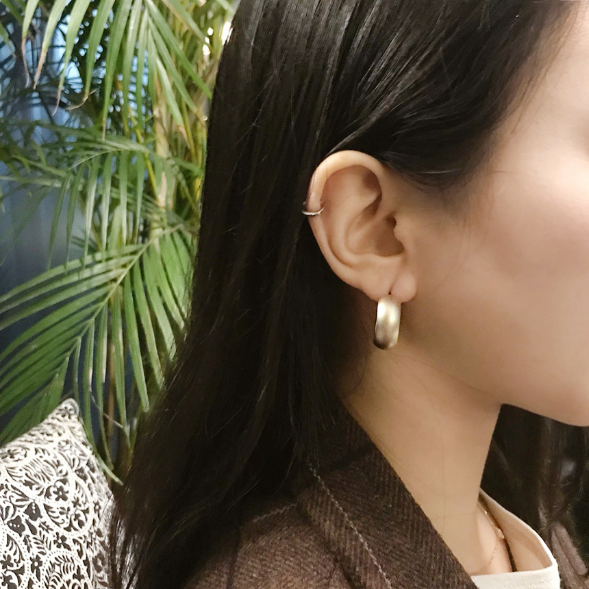 Modern basic matte ring earrings Women's 20s Fe