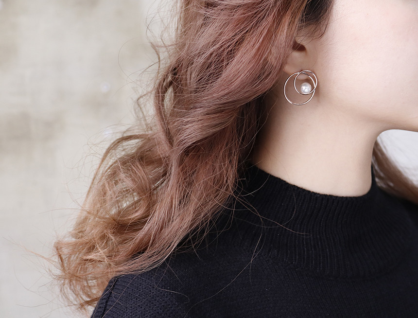 Double Round Pearl Surfacing Steel Earrings Titani