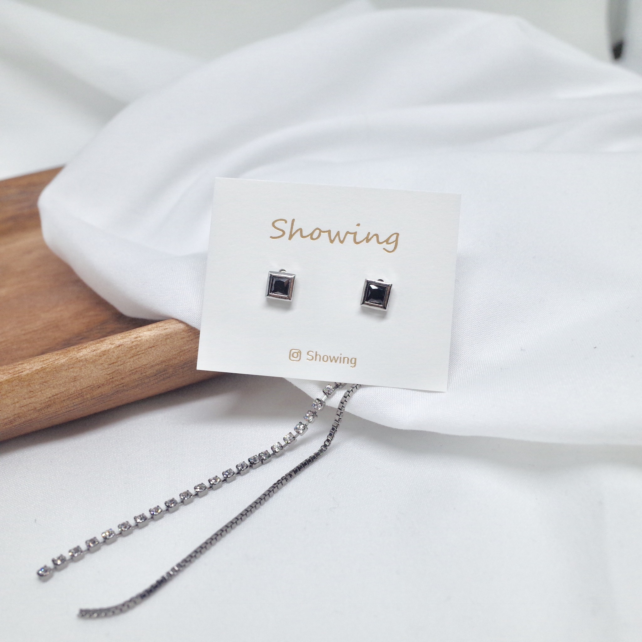 Mini Square Black Uncut Drop Earrings Year-end Loo