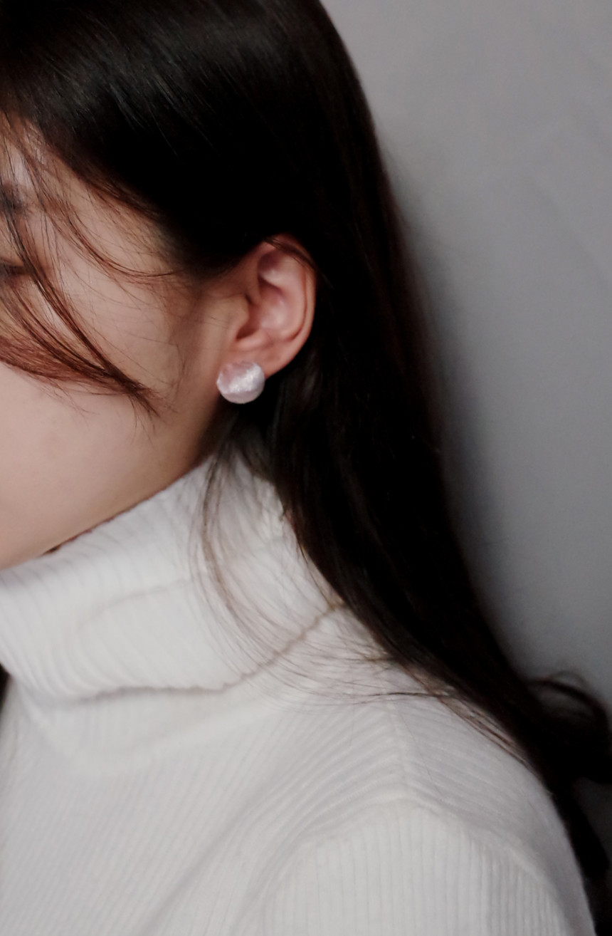 Dongle dongle soft velvet earrings Stylish unique 