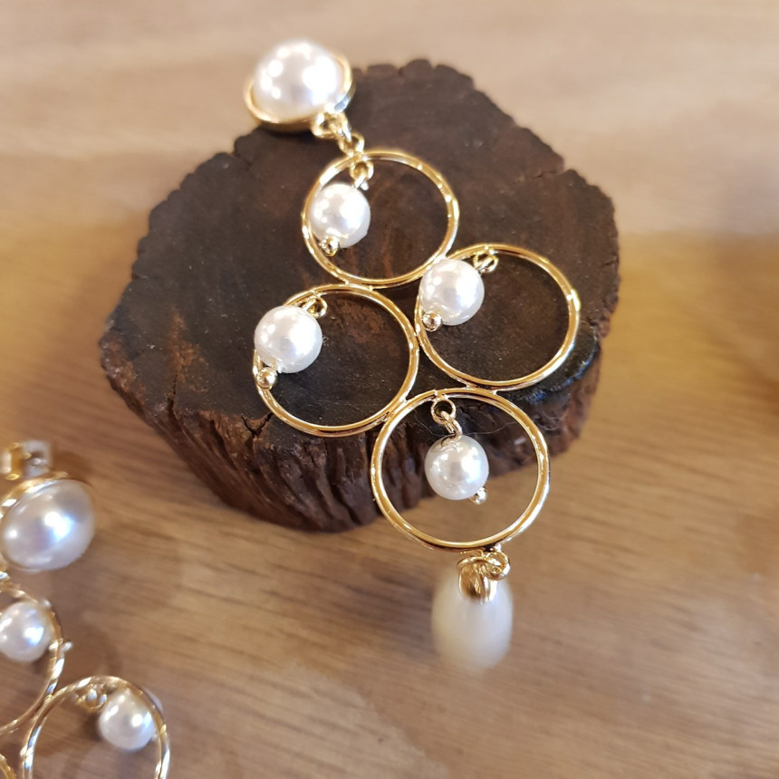 Queen Pearl Drop Earrings Classic Look Glam Sexy M