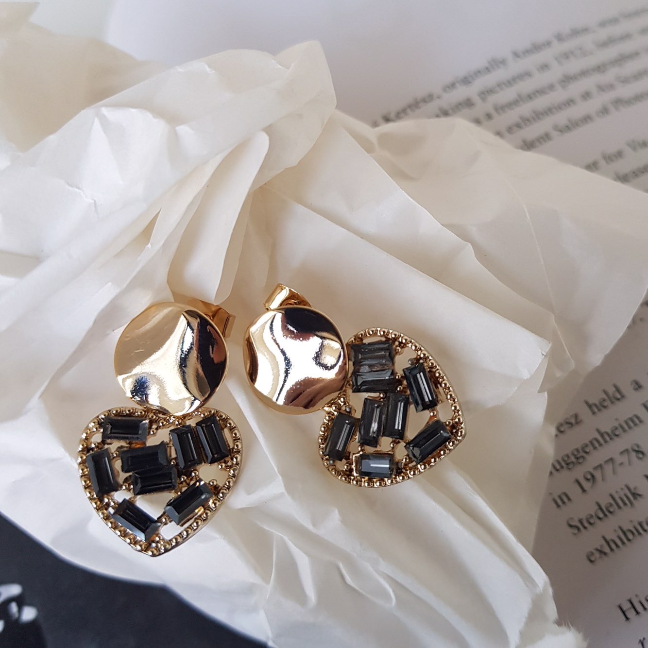 Loveholic Swallow Drop Earrings 3color Retro Mood 