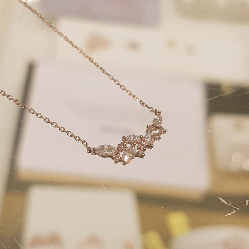 Lloyd Milk necklace LNN17258G