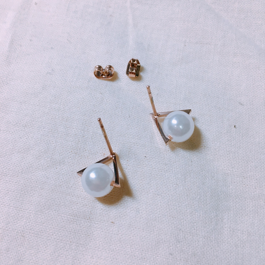 Luce Surge Trilogy Pearl Earrings LKJ1033 Women At