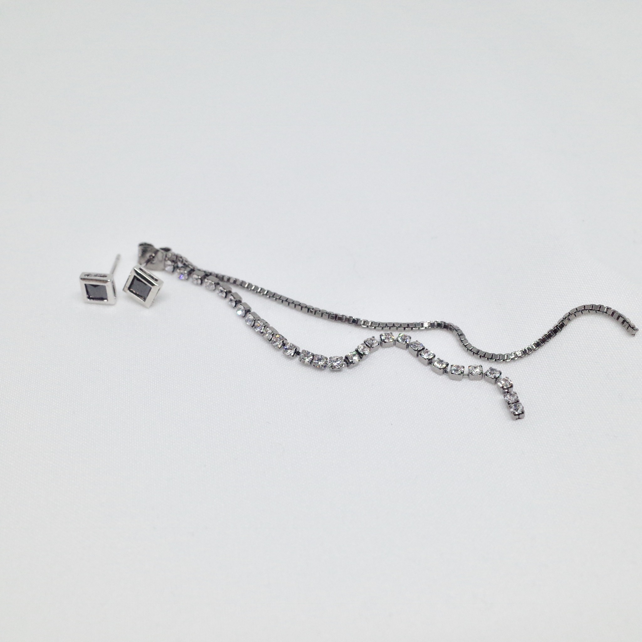 Mini Square Black Uncut Drop Earrings Year-end Loo