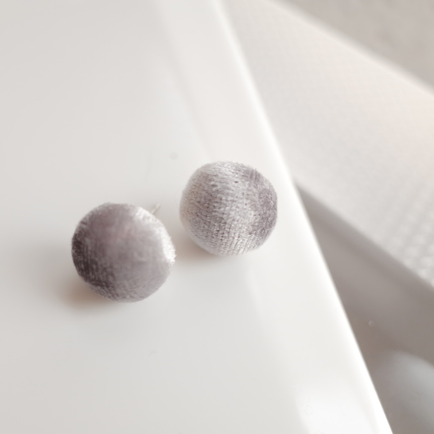 Dongle dongle soft velvet earrings Stylish unique 