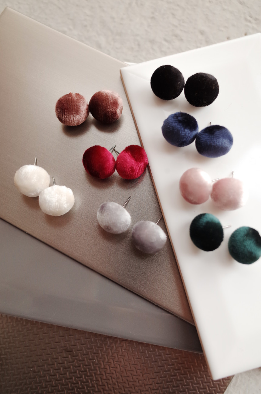 Dongle dongle soft velvet earrings Stylish unique 