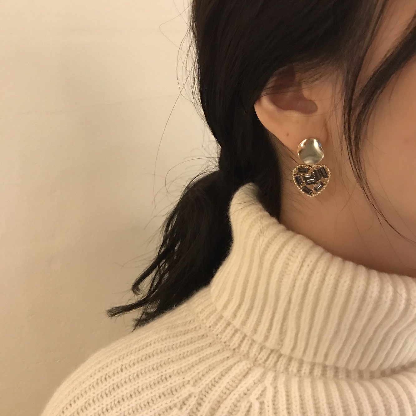 Loveholic Swallow Drop Earrings 3color Retro Mood 