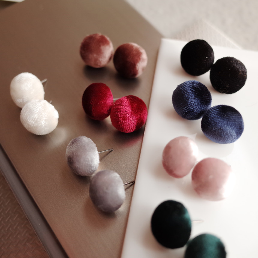 Dongle dongle soft velvet earrings Stylish unique 