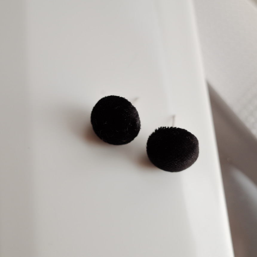 Dongle dongle soft velvet earrings Stylish unique 