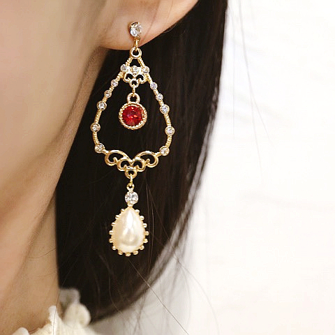 Antique Antique Bold Red Crystal Pearl Earring ver