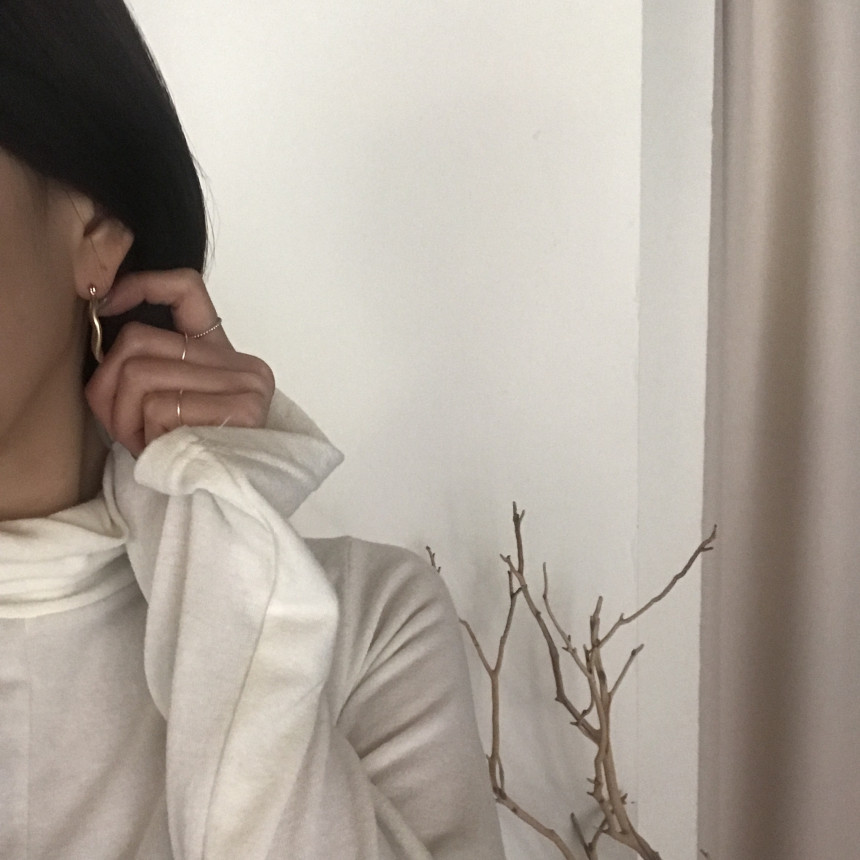 Bell wave earring Women in their 20s High quality 