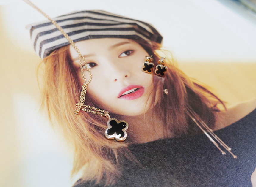 Onyx Four Leaf Clover Necklace Feminine fashionabl