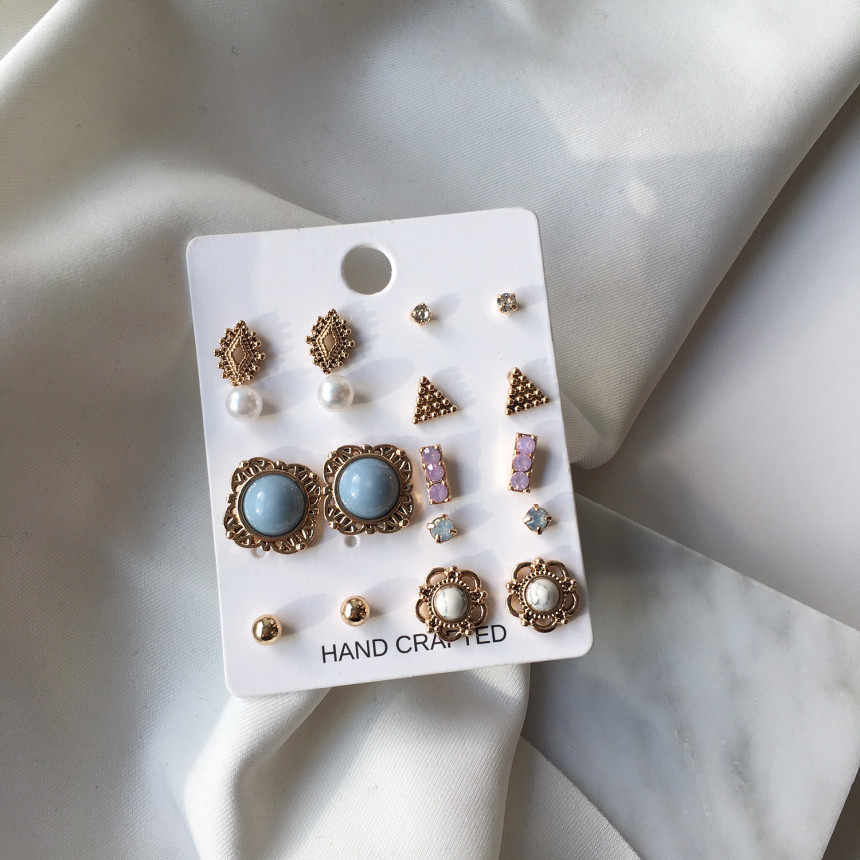 Vintage point earrings set Edging styling antique 