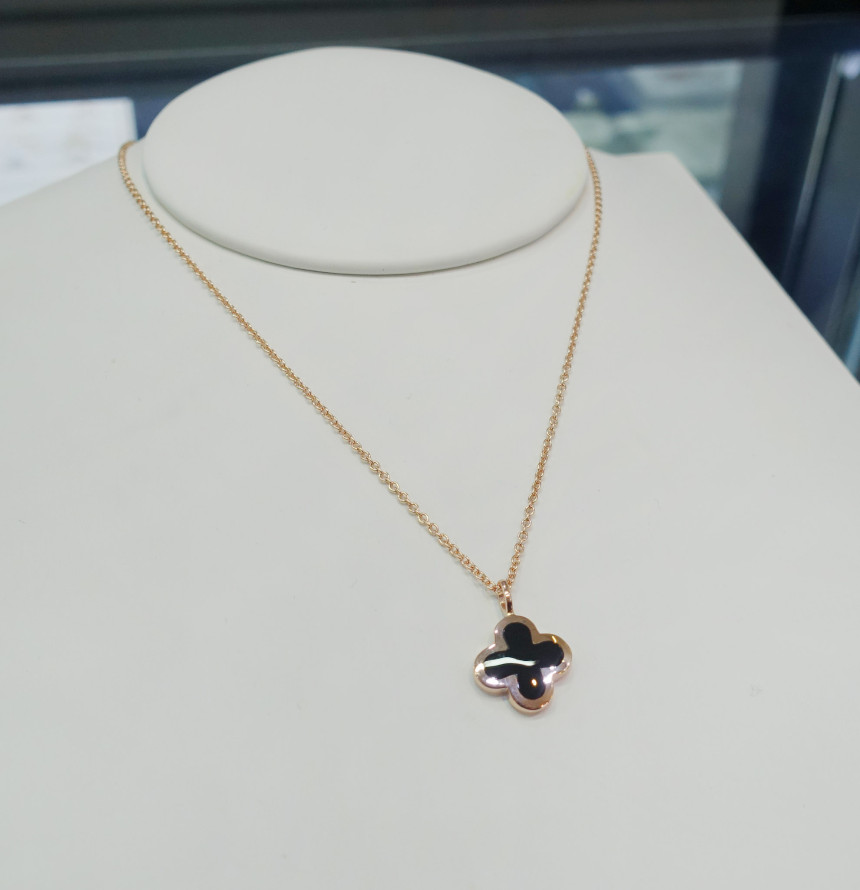 Onyx Four Leaf Clover Necklace Feminine fashionabl