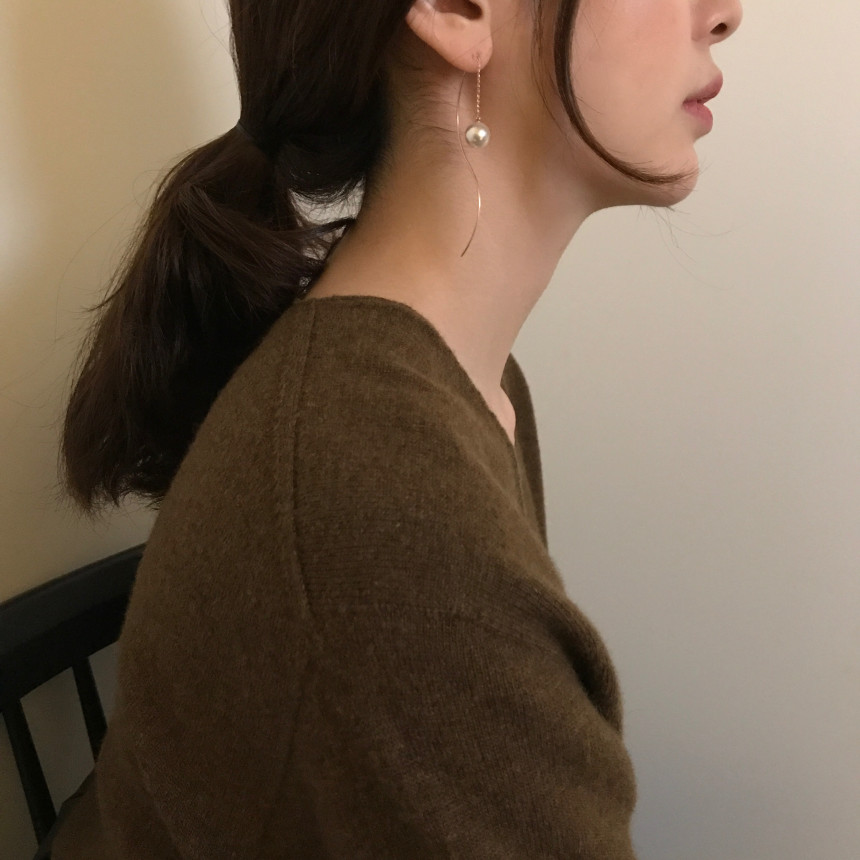 all silver Liana Wave Pearl Drop Earrings Feminine