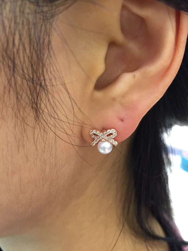 Eileen Lovely Pearl Earrings AJBE2395