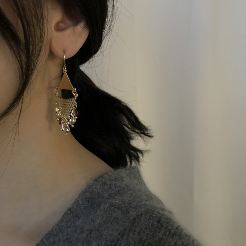 Cheek Gold Crystal Drop Earrings Feminine Style An
