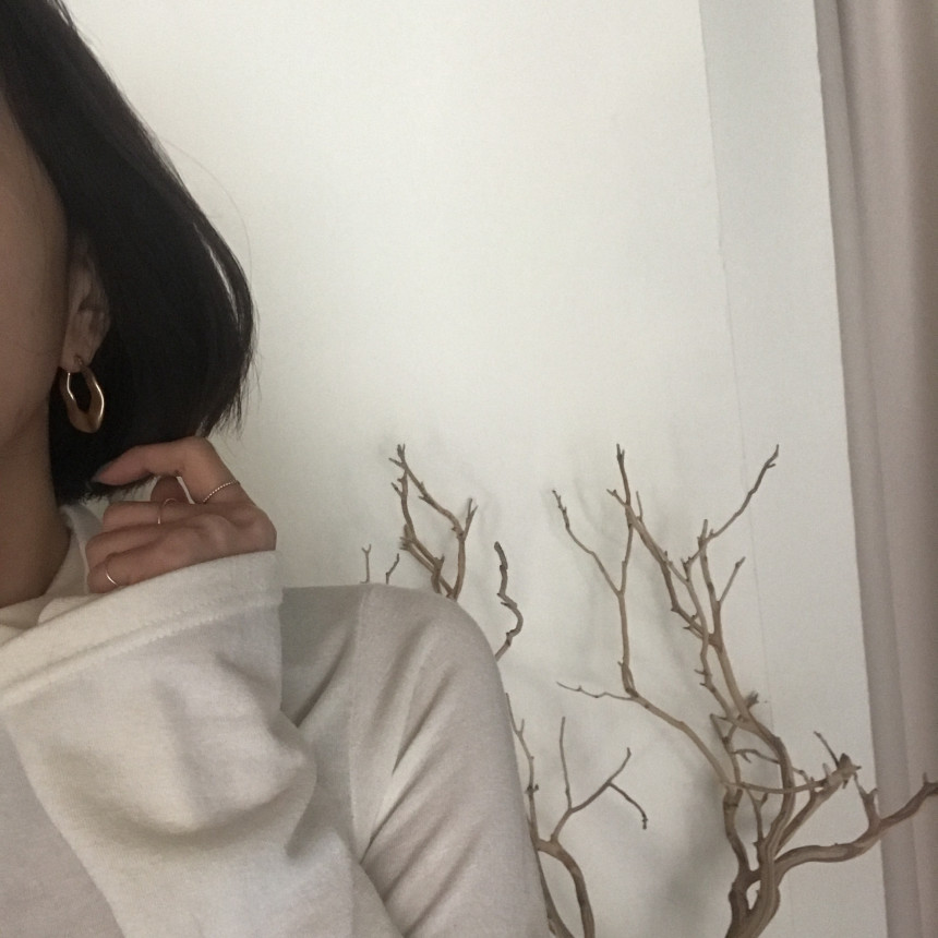 Bell wave earring Women in their 20s High quality 