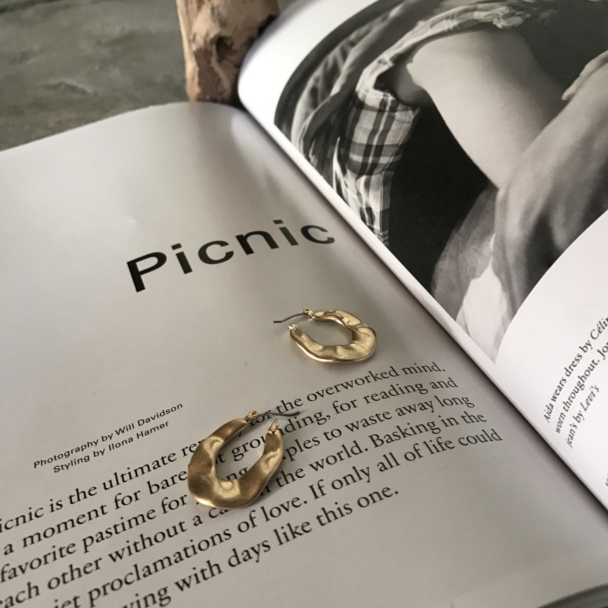 Bell wave earring Women in their 20s High quality 