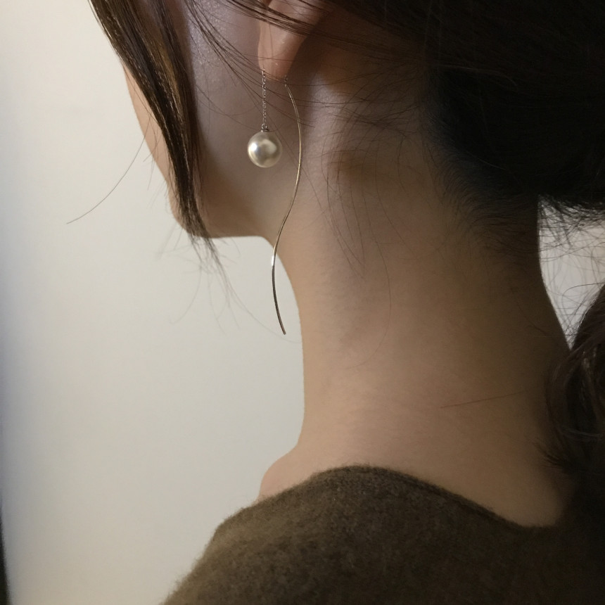 all silver Liana Wave Pearl Drop Earrings Feminine