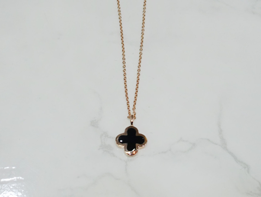 Onyx Four Leaf Clover Necklace Feminine fashionabl