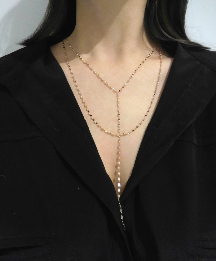 Foreign actors also have a hot drop necklace Acorn