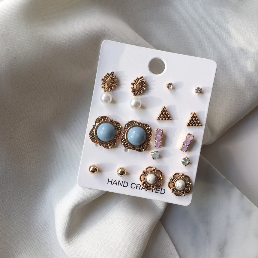 Vintage point earrings set Edging styling antique 