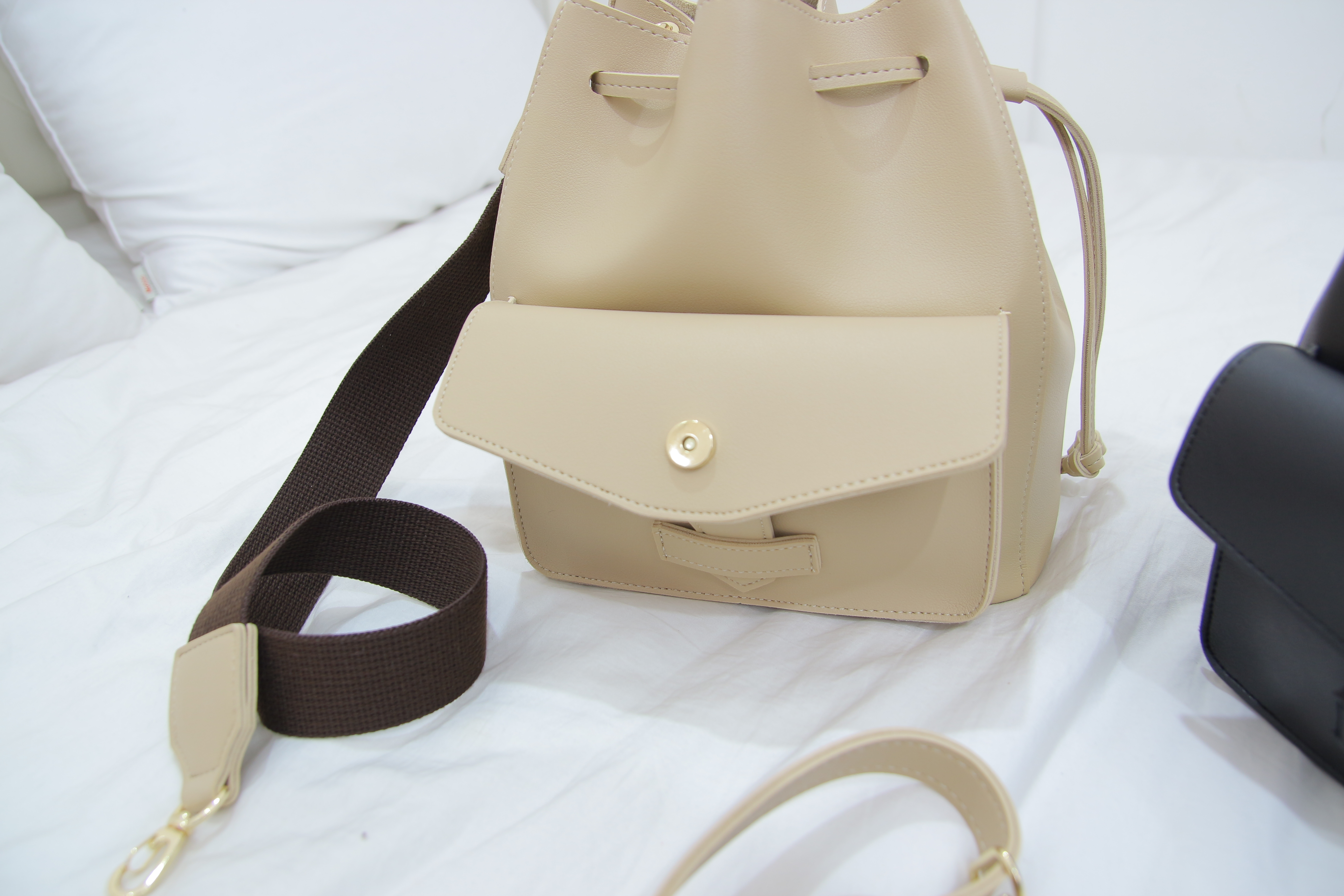 <b><p>Pocket mini bu shoulder bag 10 color 20 ladies</p></b><b><p>ポケットミニバケットバッグ10カラー20貸し出しバッグクロスバックデイリーバッグおすすめ</p></b><br /><br /><p align='center'>