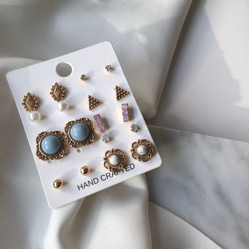 Vintage point earrings set Edging styling antique 