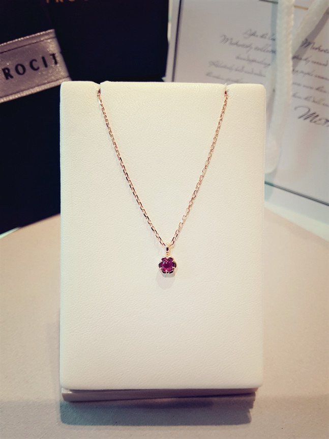 Metro City Jewelry January Birthstone Garnet Neckl
