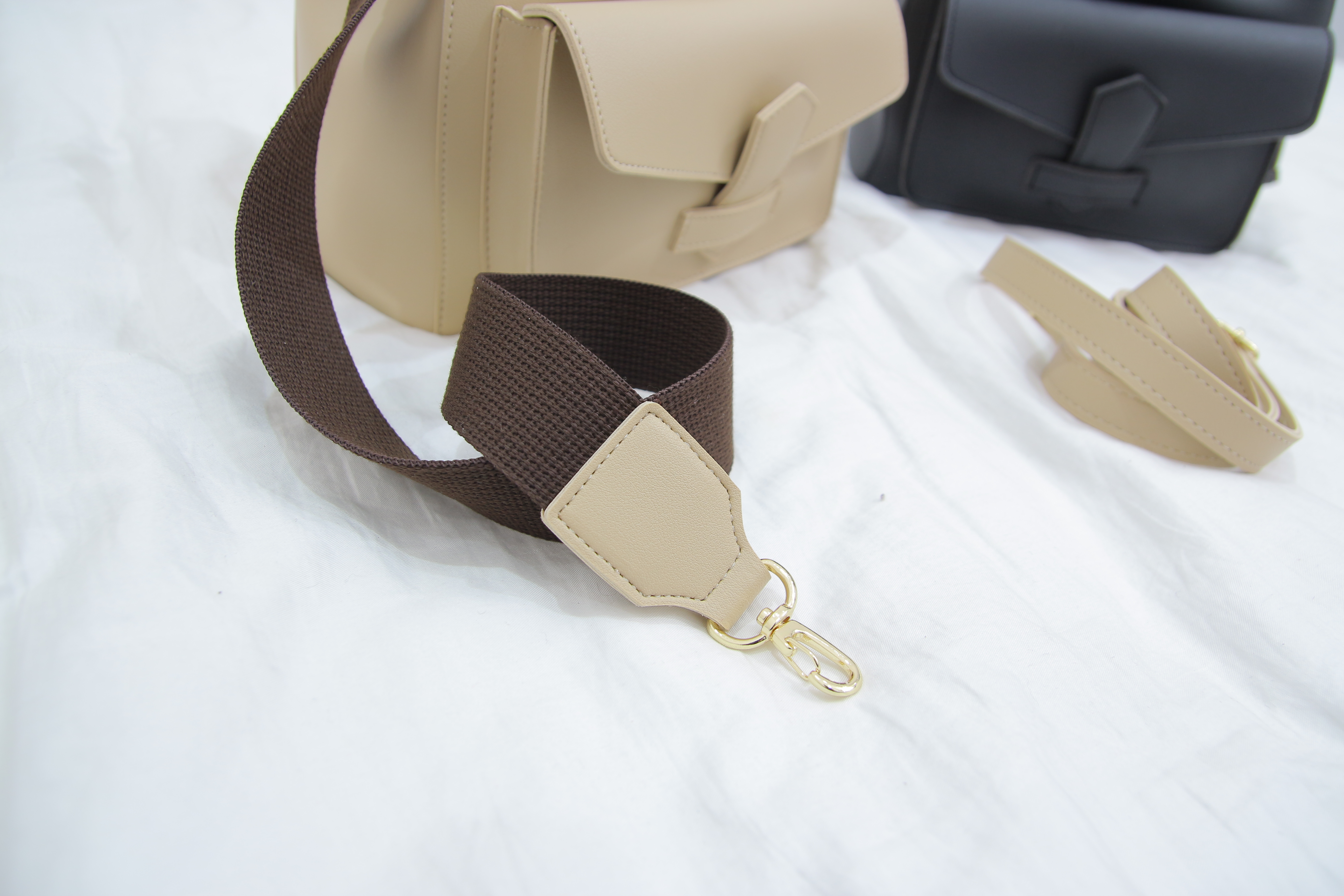 <b><p>Pocket mini bu shoulder bag 10 color 20 ladies</p></b><b><p>ポケットミニバケットバッグ10カラー20貸し出しバッグクロスバックデイリーバッグおすすめ</p></b><br /><br /><p align='center'>