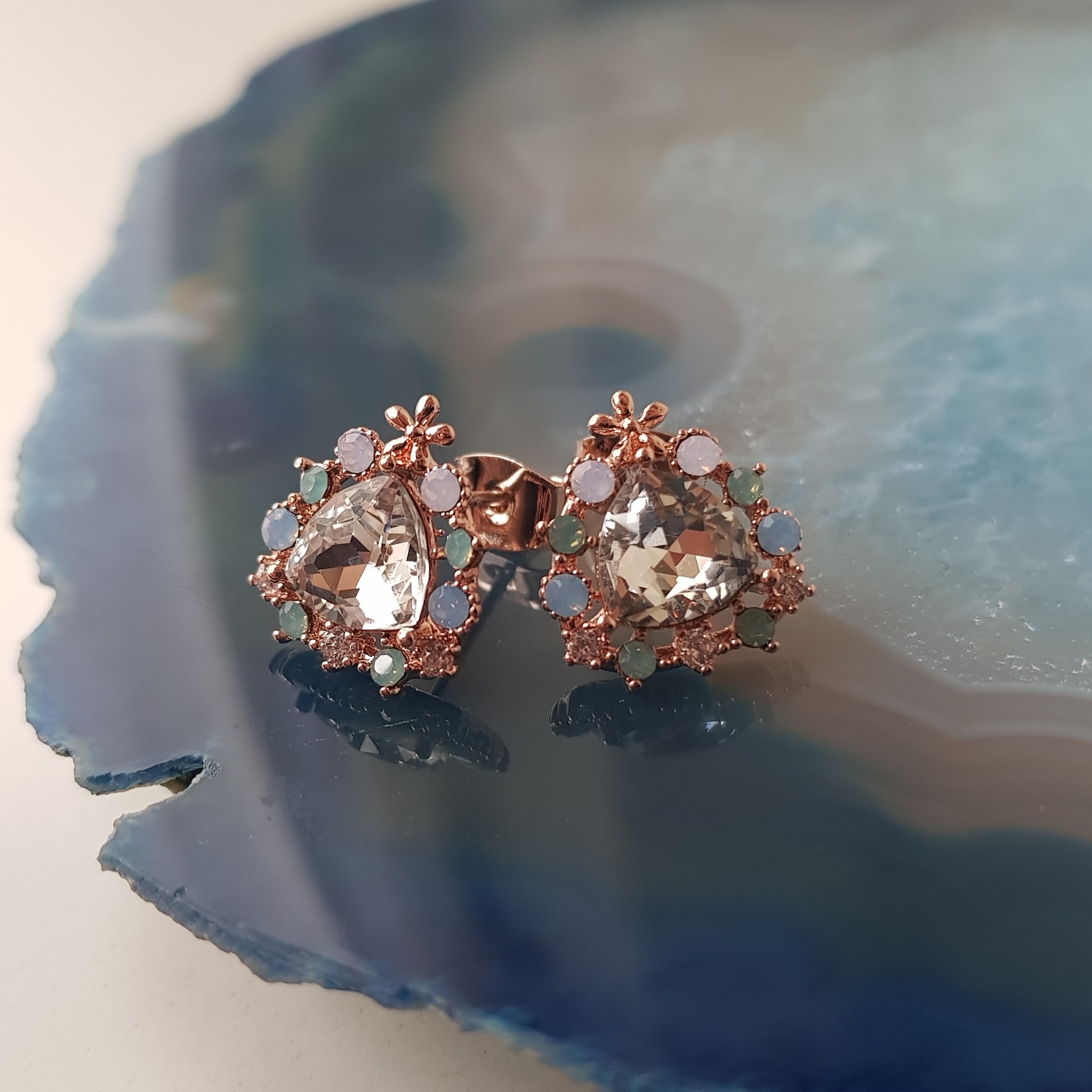 <b><p>The Cubic daily earring 3color Date ok A</p></b><b><p>チェアー キュービック デイリー イヤリング 3色 デートル ミニマルなル ラブコーディネ</p></b><br /><br /><p align='center'>