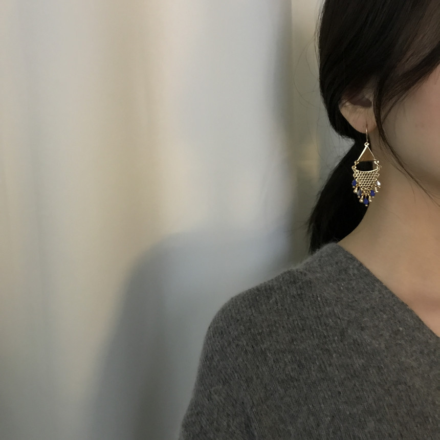 Cheek Gold Crystal Drop Earrings Feminine Style An