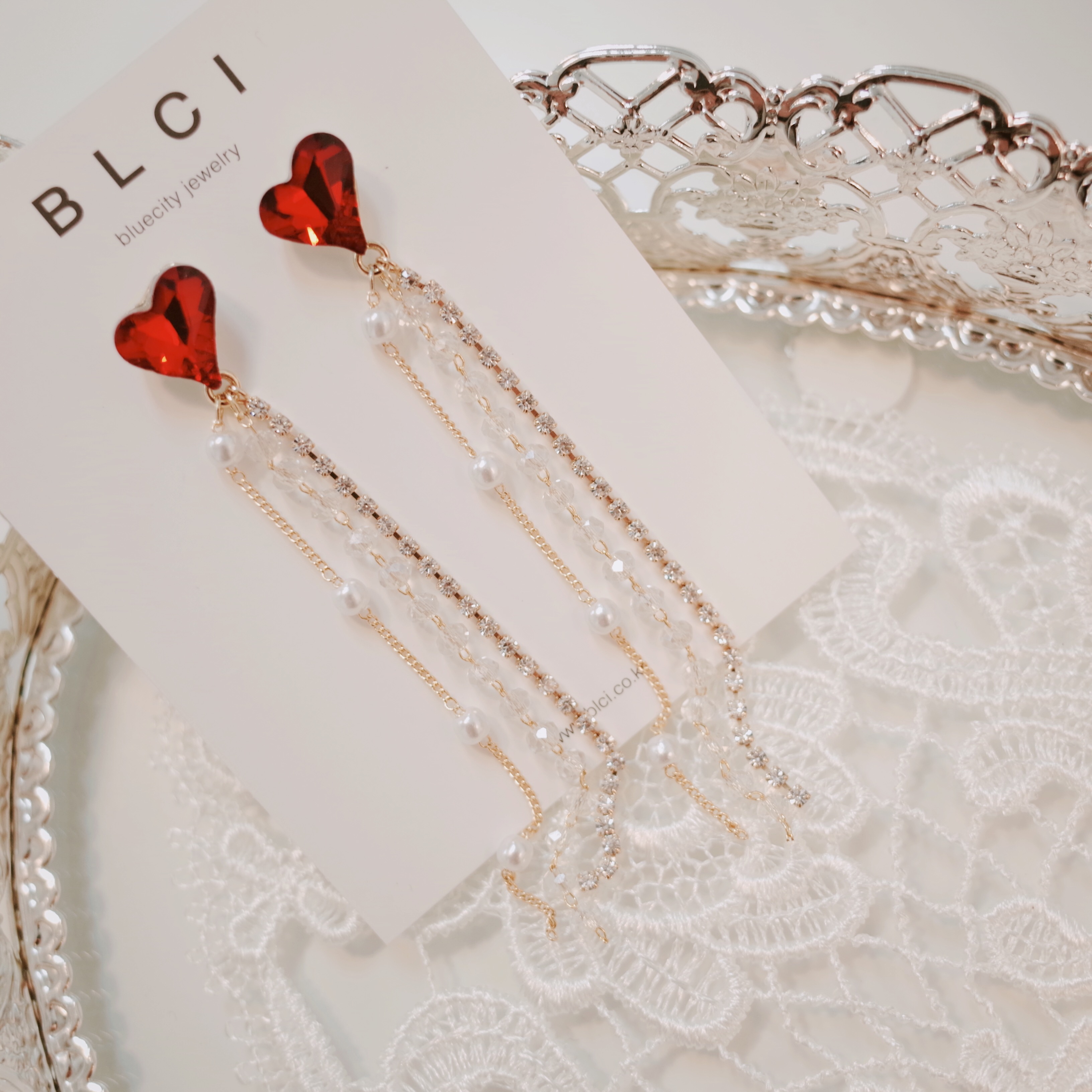 Earnest Hearts Drop Earrings Earrings Earrings Cel