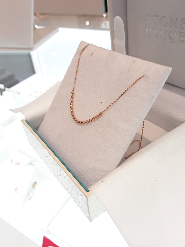 Stonehenge rose gold necklace I0056 Daily coordina