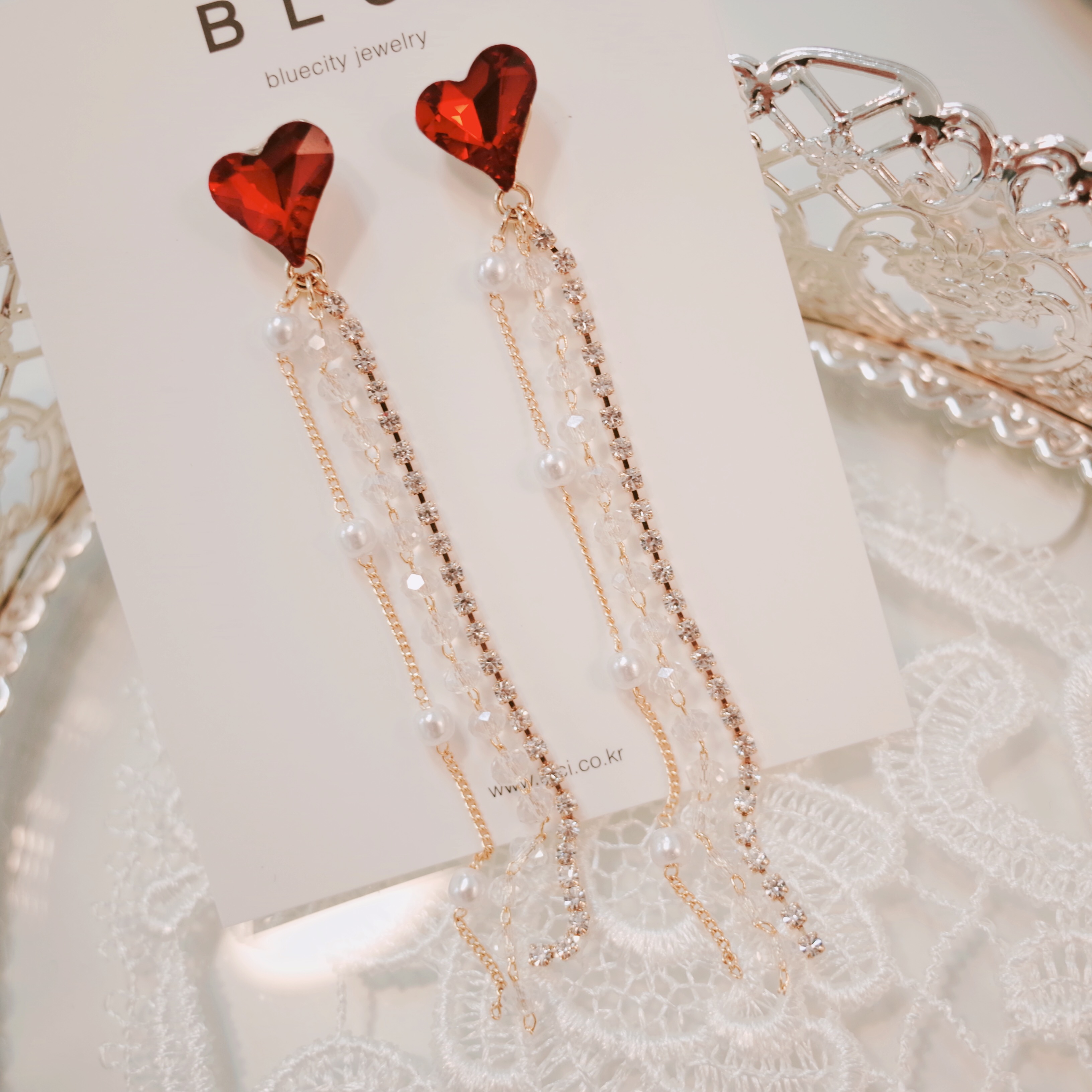 Earnest Hearts Drop Earrings Earrings Earrings Cel