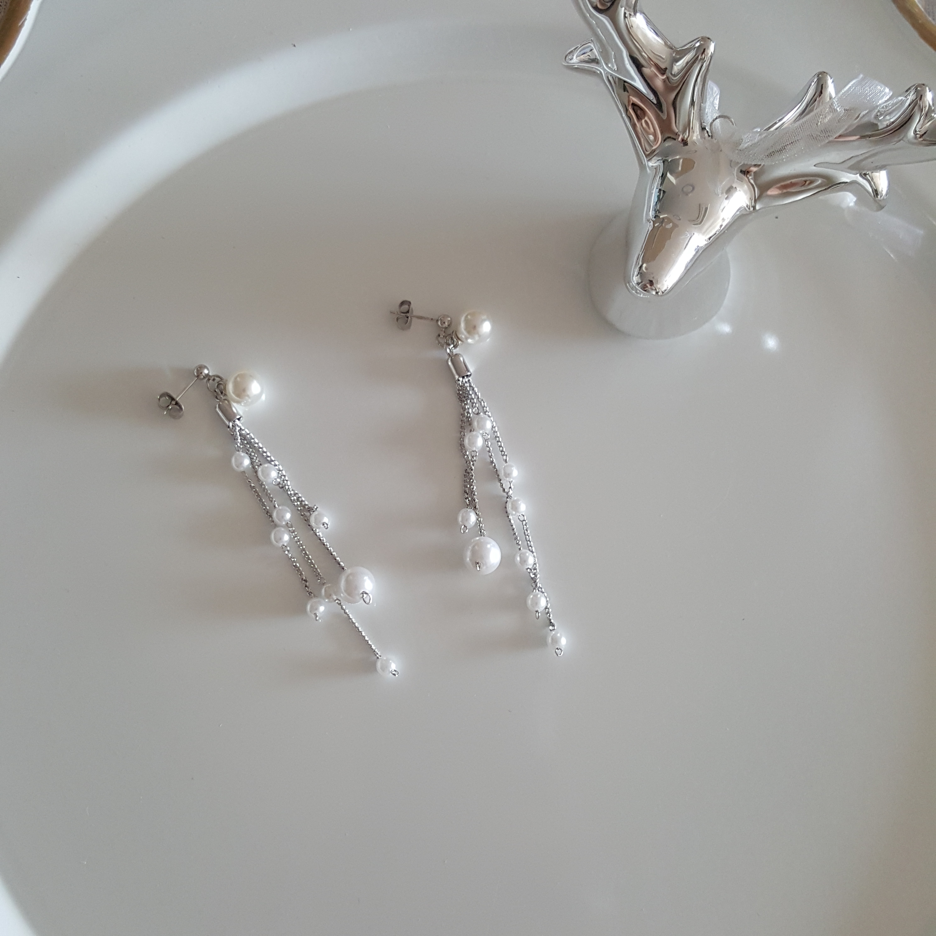 Long pearl chain Earrings Edge styling Formal blin